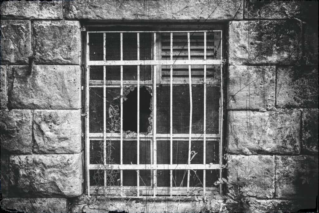 Old window - the prisoner